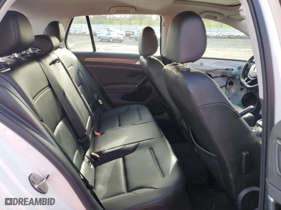 2020 Volkswagen Golf TSI with VIN 3VWW57AU8LM005936, listed as a Copart auction lot 46885635 with 39,815 mi miles and Salvage Title. Bid and sale history available at carsss.com. Image 10.