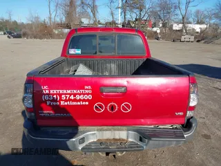 2014 Toyota Tacoma with VIN 3TMLU4EN5EM152759, listed as a IAAI auction lot 41726552 with 194,817 mi miles. Bid and sale history available at carsss.com. Image 16.