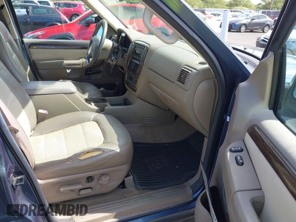 2004 Ford Explorer Eddie Bauer with VIN 1FMDU64K94UB01763, listed as a IAAI auction lot 42084161 with 148,709 mi miles and . Bid and sale history available at DreamBid. Image 5.