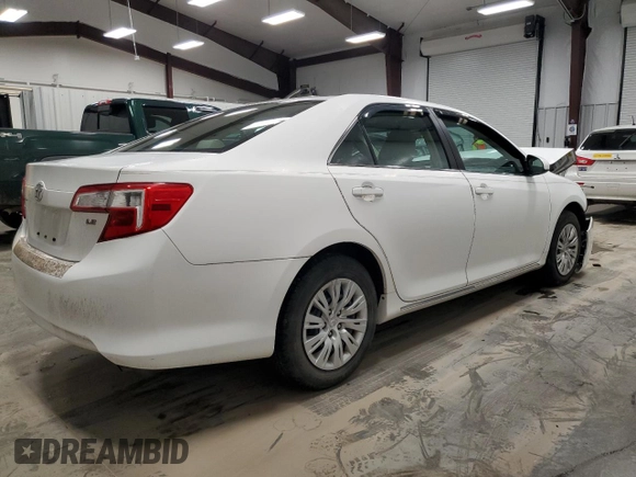 2014 Toyota Camry L with VIN 4T1BF1FK2EU760996, listed as a Copart auction lot 51229715 with 0 mi miles and Salvage Title. Bid and sale history available at carsss.com. Image 3.