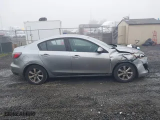 2010 Mazda Mazda3 i Touring with VIN JM1BL1SG0A1224493, listed as a IAAI auction lot 41730144 with 208,950 mi miles. Bid and sale history available at carsss.com. Image 13.