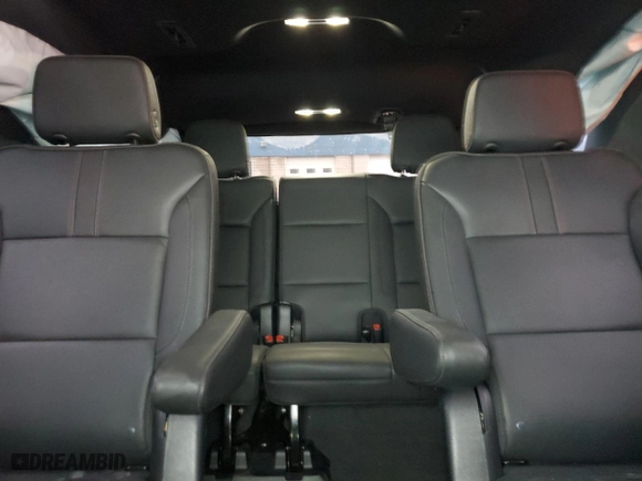 2022 Chevrolet Tahoe RST with VIN 1GNSKRKD2NR243925, listed as a Copart auction lot 46507235 with 31,901 mi miles and Clean Title. Bid and sale history available at carsss.com. Image 10.