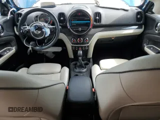 2018 MINI Countryman Cooper S with VIN WMZYT5C3XJ3D82036, listed as a Copart auction lot 54701685 with 75,058 mi miles and Salvage title. Bid and sale history available at DreamBid. Image 8.