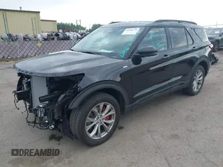 2025 Ford Explorer ST-Line with VIN 1FMUK8KH0SGB82737, listed as a IAAI auction lot 42688178 with 1,333 mi miles and . Bid and sale history available at DreamBid. Image 2.