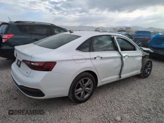 2024 Volkswagen Jetta SE with VIN 3VW7M7BU0RM012863, listed as a Copart auction lot 60212015 with 14,652 mi miles and Salvage title. Bid and sale history available at DreamBid. Image 3.