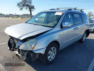 2009 Kia Sedona LX with VIN KNDMB233696303422, listed as a IAAI auction lot 41685934 with 148,746 mi miles. Bid and sale history available at carsss.com. Image 18.
