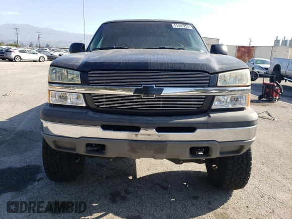 2003 Chevrolet Silverado 1500HD LS with VIN 1GCGK13UX3F176455, listed as a Copart auction lot 53900295 with 93,245 mi miles and Salvage Title. Bid and sale history available at DreamBid. Image 5.