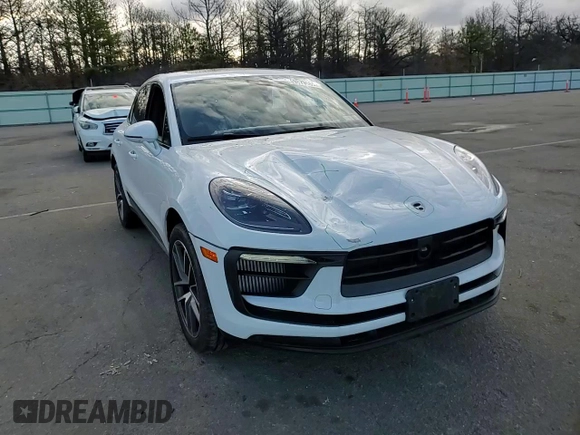 2024 Porsche Macan S с VIN WP1AG2A50RLB36421, выставлен на аукционе Copart как лот 49879565 с пробегом 9 523 миль миль и Списание • Salvage title. История ставок и продаж доступна на DreamBid. Изображение 11.