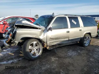 1999 Chevrolet Suburban with VIN 3GNFK16R8XG207166, listed as a Copart auction lot 45401375 with 0 mi miles and Salvage Title. Bid and sale history available at carsss.com. Image 1.