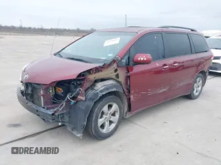 2014 Toyota Sienna LE AAS with VIN 5TDKK3DC6ES487962, listed as a IAAI auction lot 41568458 with 164,043 mi miles. Bid and sale history available at carsss.com. Image 17.