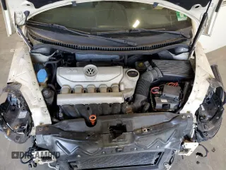 2006 Volkswagen Beetle with VIN 3VWRG31Y56M322614, listed as a Copart auction lot 60537135 with 85,018 mi miles and Salvage title. Bid and sale history available at DreamBid. Image 11.