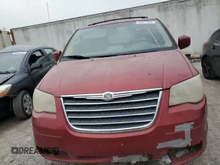 2009 Chrysler Town & Country Touring with VIN 2A8HR54199R678640, listed as a Copart auction lot 58213814 with 264,796 mi miles and Non Repairable. Bid and sale history available at DreamBid. Image 5.