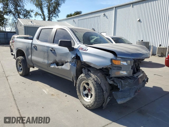 2021 Chevrolet Silverado 1500 Custom Trail Boss with VIN 1GCPYCEF5MZ430436, listed as a Copart auction lot 77466634 with 60,656 mi miles and Salvage Title. Bid and sale history available at DreamBid. Image 4.