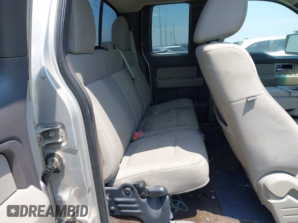 2010 Ford F-150 XL with VIN 1FTEX1E87AFD31629, listed as a IAAI auction lot 42111965 with 174,038 mi miles and . Bid and sale history available at DreamBid. Image 8.