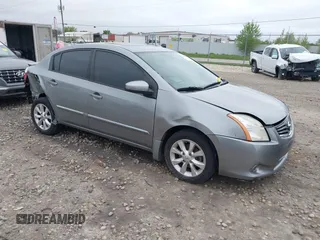 2011 Nissan Sentra S с VIN 3N1AB6AP3BL667179, выставлен на аукционе IAAI как лот 42288813 с пробегом 137 687 миль миль и . История ставок и продаж доступна на DreamBid. Изображение 1.