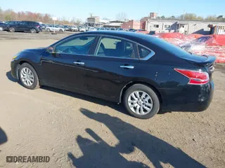 2014 Nissan Altima 2.5 with VIN 1N4AL3AP3EN388270, listed as a IAAI auction lot 42078446 with 108,356 mi miles. Bid and sale history available at carsss.com. Image 3.