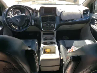 2018 Dodge Grand Caravan SXT with VIN 2C4RDGCG6JR179407, listed as a Copart auction lot 45552795 with 135,386 mi miles and Salvage Title. Bid and sale history available at carsss.com. Image 8.