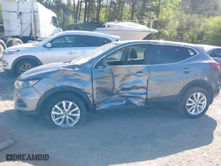 2021 Nissan Rogue Sport S with VIN JN1BJ1AV9MW305766, listed as a IAAI auction lot 42019884 with 64,500 mi miles. Bid and sale history available at carsss.com. Image 6.