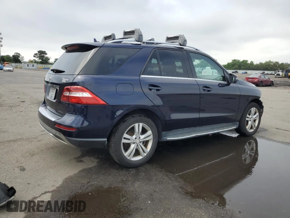 2015 Mercedes-Benz M 350 with VIN 4JGDA5HB2FA482504, listed as a Copart auction lot 62188575 with 233,700 mi miles and Salvage title. Bid and sale history available at DreamBid. Image 3.