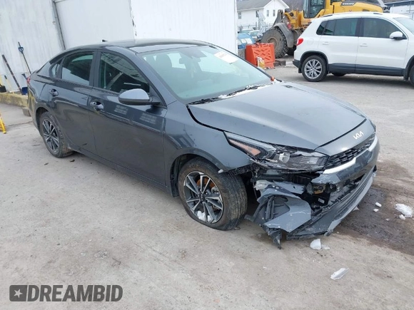 2024 Kia Forte LXS with VIN 3KPF24AD3RE816900, listed as a IAAI auction lot 41619234 with 13,105 mi miles. Bid and sale history available at carsss.com. Image 1.