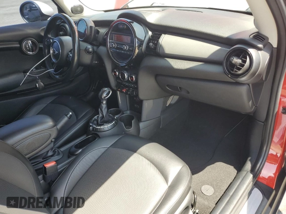 2015 MINI Hardtop with VIN WMWXM5C50F3B34019, listed as a Copart auction lot 57145745 with 224,177 mi miles and Salvage title. Bid and sale history available at DreamBid. Image 8.