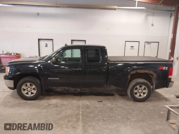 2009 GMC Sierra 1500 SLE with VIN 1GTEK29029Z297795, listed as a IAAI auction lot 41980874 with 231,268 mi miles. Bid and sale history available at carsss.com. Image 14.