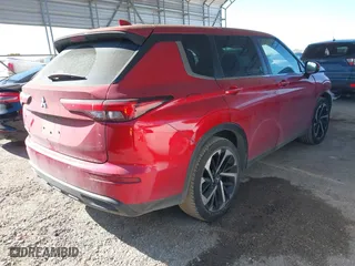 2022 Mitsubishi Outlander ES with VIN JA4J3TA86NZ048018, listed as a IAAI auction lot 41157628 with 55,426 mi miles. Bid and sale history available at carsss.com. Image 4.