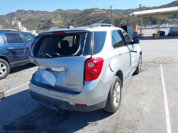 2015 Chevrolet Equinox LT with VIN 2GNFLFEK0F6124033, listed as a IAAI auction lot 41840658 with 204,079 mi miles. Bid and sale history available at carsss.com. Image 4.