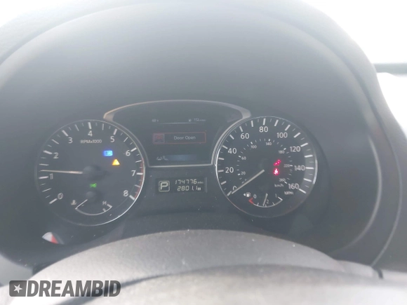 2015 Nissan Altima SL with VIN 1N4AL3APXFN352190, listed as a IAAI auction lot 41915663 with 174,776 mi miles and . Bid and sale history available at DreamBid. Image 7.
