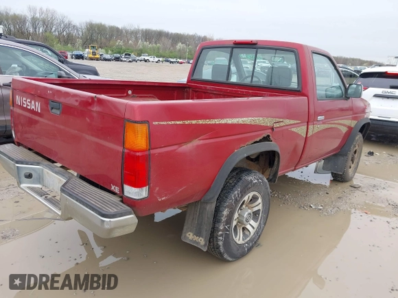 1996 Nissan Frontier XE z VIN 1N6SD11Y6TC355732, wystawiony jako IAAI lot #41958249 z przebiegiem 110 419 mil mil oraz . Historia ofert i sprzedaży dostępna na DreamBid. Obrazek 4.