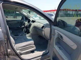 2017 Chevrolet Traverse LS with VIN 1GNKVFED9HJ114763, listed as a IAAI auction lot 42468214 with 146,072 mi miles and . Bid and sale history available at DreamBid. Image 5.