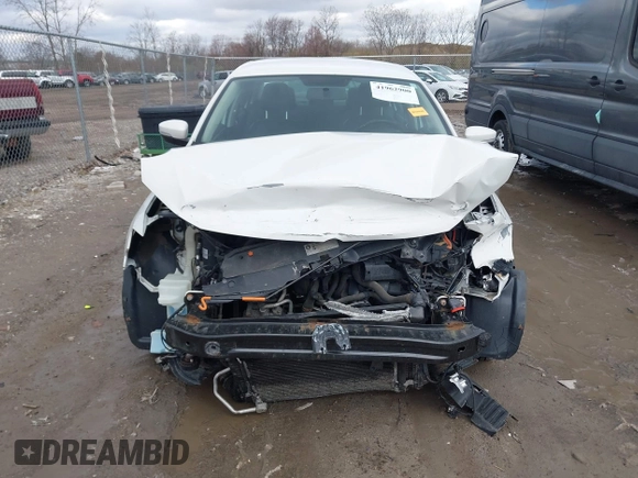 2012 Volkswagen Jetta TDI w/Premium & Nav with VIN 3VWLL7AJ8CM094552, listed as a IAAI auction lot 41962900 with 158,868 mi miles and . Bid and sale history available at DreamBid. Image 12.