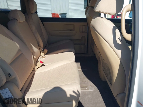 2016 Kia Sedona LX with VIN KNDMB5C17G6087920, listed as a IAAI auction lot 41652605 with 159,274 mi miles. Bid and sale history available at carsss.com. Image 8.