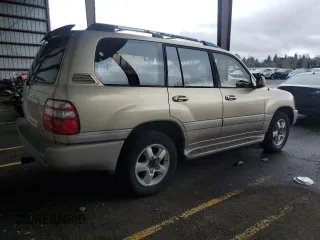 2003 Toyota Land Cruiser with VIN JTEHT05J232044808, listed as a Copart auction lot 43762665 with 306,191 mi miles and Clean Title. Bid and sale history available at carsss.com. Image 3.