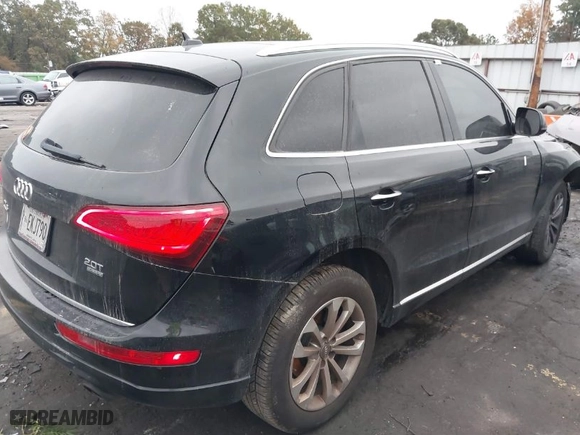 2017 Audi Q5 Premium with VIN WA1C2AFPXHA042211, listed as a IAAI auction lot 40800003 with 61,771 mi miles. Bid and sale history available at carsss.com. Image 4.