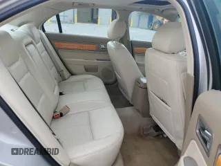 2008 Lincoln MKZ z VIN 3LNHM28T08R621554, wystawiony jako Copart lot #54532325 z przebiegiem 170 711 mil mil oraz Szkoda całkowita • Salvage title. Historia ofert i sprzedaży dostępna na DreamBid. Obrazek 10.