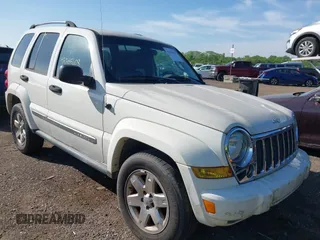 2005 Jeep Liberty Limited with VIN 1J4GL58K05W509884, listed as a IAAI auction lot 42245608 with 201,419 mi miles and . Bid and sale history available at DreamBid. Image 3.