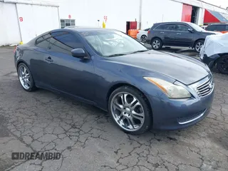2008 Infiniti G37 Coupe Journey with VIN JNKCV64E48M106770, listed as a IAAI auction lot 41937434 with 170,448 mi miles. Bid and sale history available at carsss.com. Image 1.