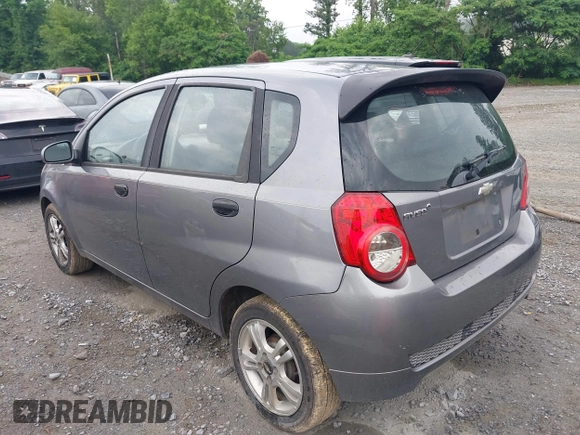 2011 Chevrolet Aveo 1LT with VIN KL1TD6DE6BB240422, listed as a IAAI auction lot 42288632 with 191,758 mi miles and . Bid and sale history available at DreamBid. Image 3.