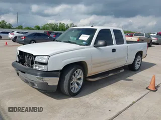 2005 Chevrolet Silverado 1500 LS with VIN 2GCEC19T851312059, listed as a IAAI auction lot 42038341 with 223,642 mi miles and . Bid and sale history available at DreamBid. Image 2.