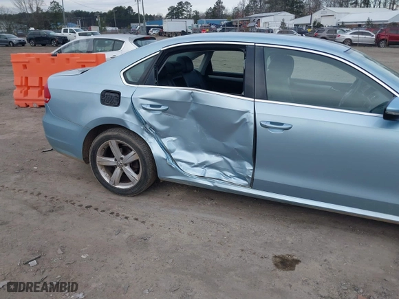 2012 Volkswagen Passat SE with VIN 1VWBH7A38CC095135, listed as a IAAI auction lot 41342748 with 229,365 mi miles. Bid and sale history available at carsss.com. Image 6.