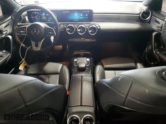 2019 Mercedes-Benz A 220 z VIN WDD3G4FBXKW028712, wystawiony jako Copart lot #59023105 z przebiegiem 95 881 mil mil oraz Szkoda całkowita • Salvage title. Historia ofert i sprzedaży dostępna na DreamBid. Obrazek 8.