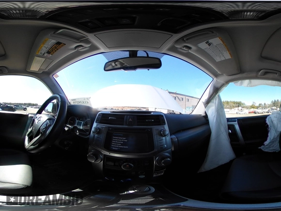 2018 Toyota 4Runner SR5 with VIN JTEBU5JR2J5581170, listed as a IAAI auction lot 41839275 with 60,212 mi miles and . Bid and sale history available at DreamBid. Image 18.