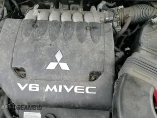 2019 Mitsubishi Outlander GT с VIN JA4JZ4AX6KZ010604, выставлен на аукционе Copart как лот 57993085 с пробегом 81 670 миль миль и Списание • Salvage title. История ставок и продаж доступна на DreamBid. Изображение 14.