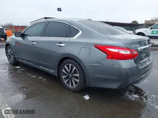 2017 Nissan Altima 2.5 SV with VIN 1N4AL3AP6HC277759, listed as a IAAI auction lot 41523979 with 102,647 mi miles. Bid and sale history available at carsss.com. Image 3.