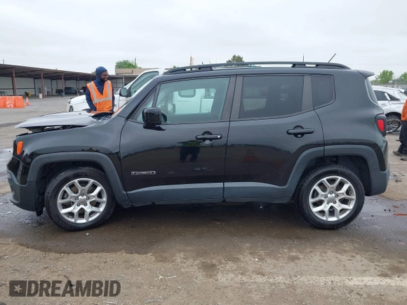 2017 Jeep Renegade Latitude with VIN ZACCJABB9HPE58804, listed as a IAAI auction lot 42100567 with 100,474 mi miles. Bid and sale history available at carsss.com. Image 14.