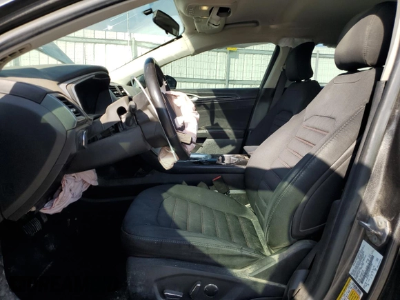 2016 Ford Fusion SE Hybrid with VIN 3FA6P0LUXGR131599, listed as a Copart auction lot 54498685 with 160,379 mi miles and Salvage title. Bid and sale history available at DreamBid. Image 7.