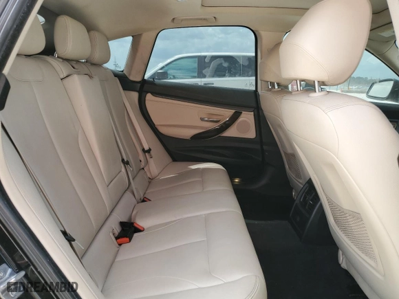 2015 BMW 3 Series Gran Turismo 328i xDrive with VIN WBA3X5C58FD560621, listed as a Copart auction lot 49293524 with 85,405 mi miles. Bid and sale history available at carsss.com. Image 10.
