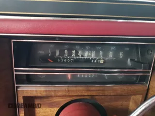 1988 Cadillac Brougham z VIN 1G6DW51Y2JR766782, wystawiony jako Copart lot #83797924 z przebiegiem 63 601 mil mil oraz Szkody całkowita. Historia ofert i sprzedaży dostępna na DreamBid. Obrazek 9.