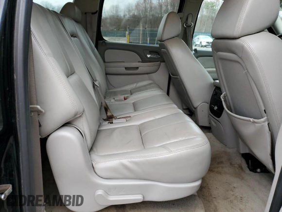 2008 Chevrolet Suburban LTZ with VIN 3GNFK16308G105020, listed as a Copart auction lot 51494565 with 190,246 mi miles and Salvage Title. Bid and sale history available at carsss.com. Image 11.